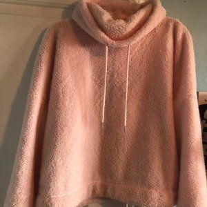 Gap fuzzy pullover sweatshirt